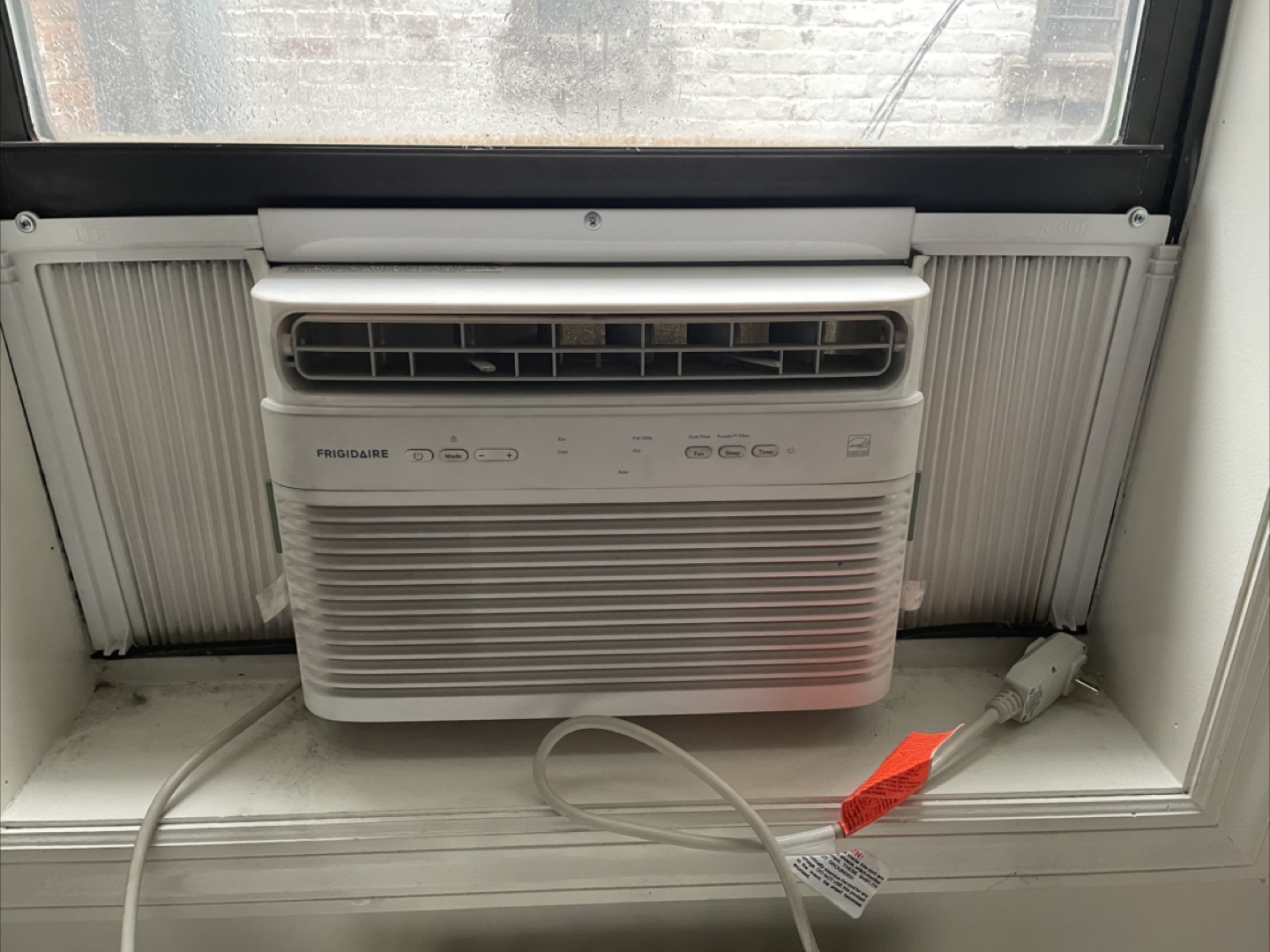 Frigidaire Window Air Conditioner Unit