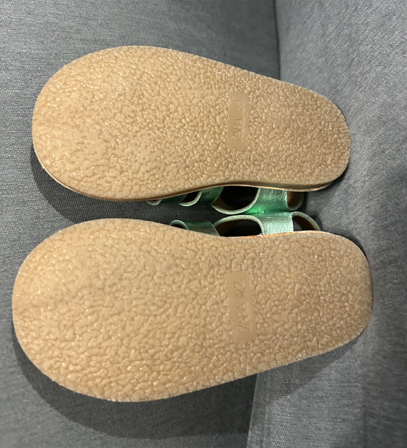 Girls' ZARA Metallic Green Sandals - Size 22 - photo 2