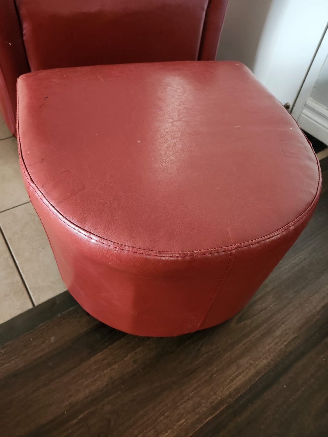 Red Leather Accent Chair and Ottoman Set - photo 2