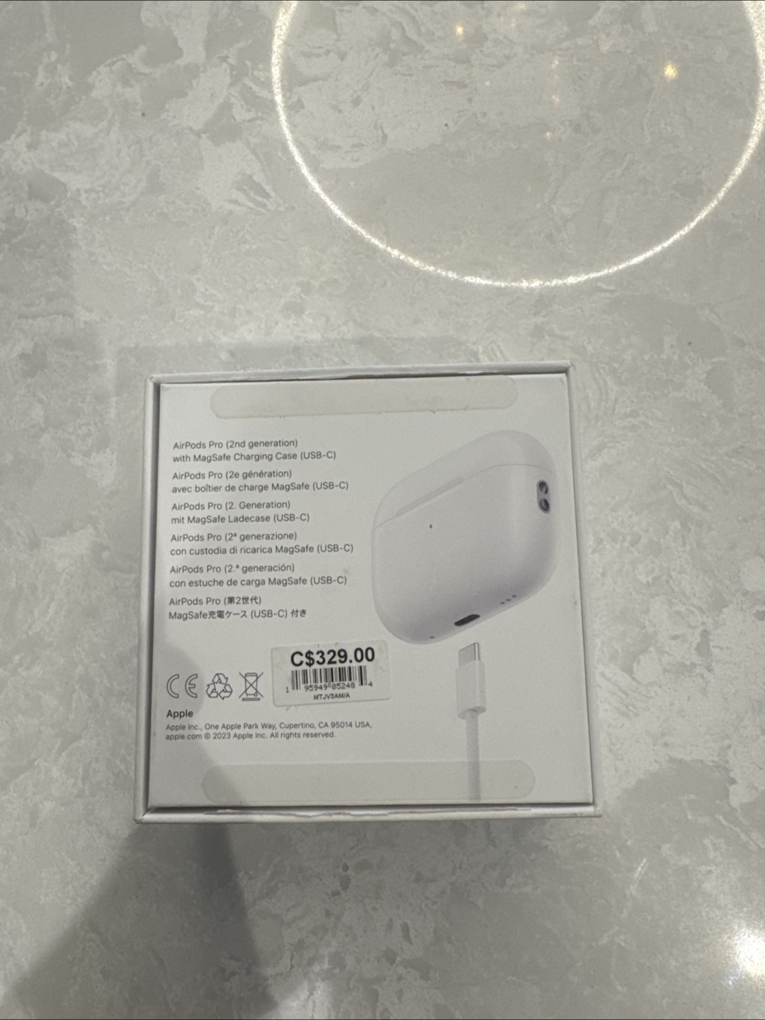 Apple AirPods Pro (2nd Generation) with Charging Case - photo 4