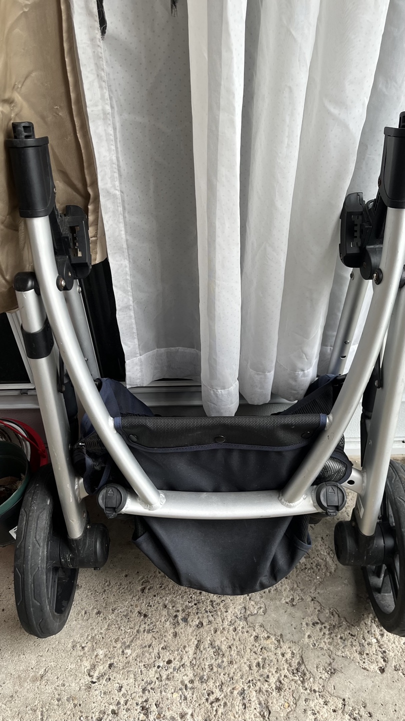 Uppa Baby stroller and Graco Car seat - photo 3