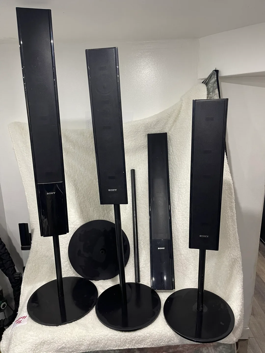 Sony STR-K835DS Home Theatre System Receiver needs repair image indicator(4)