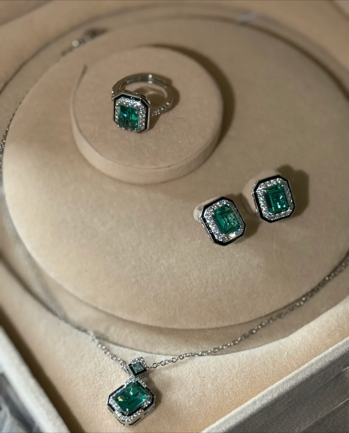 Green Zirconia Jewellery Set - Ring, Earrings, Necklace thumbnail