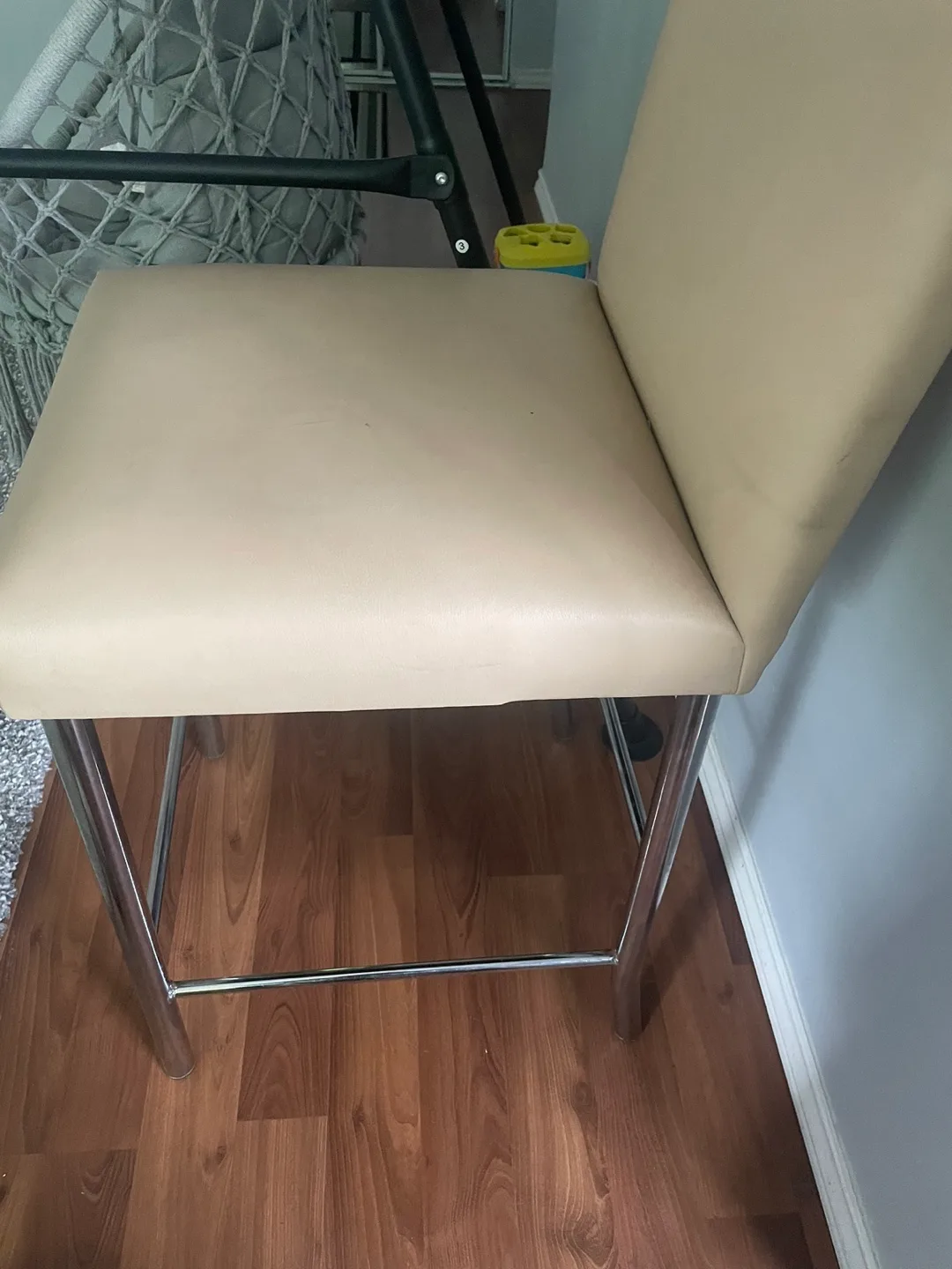 Beige Counter Height Chair#freecycle image indicator(2)