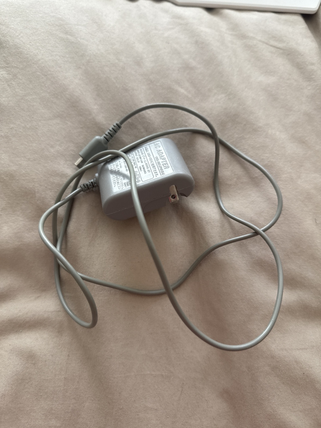 Custom Painted Nintendo DS Lite with Charger - photo 3