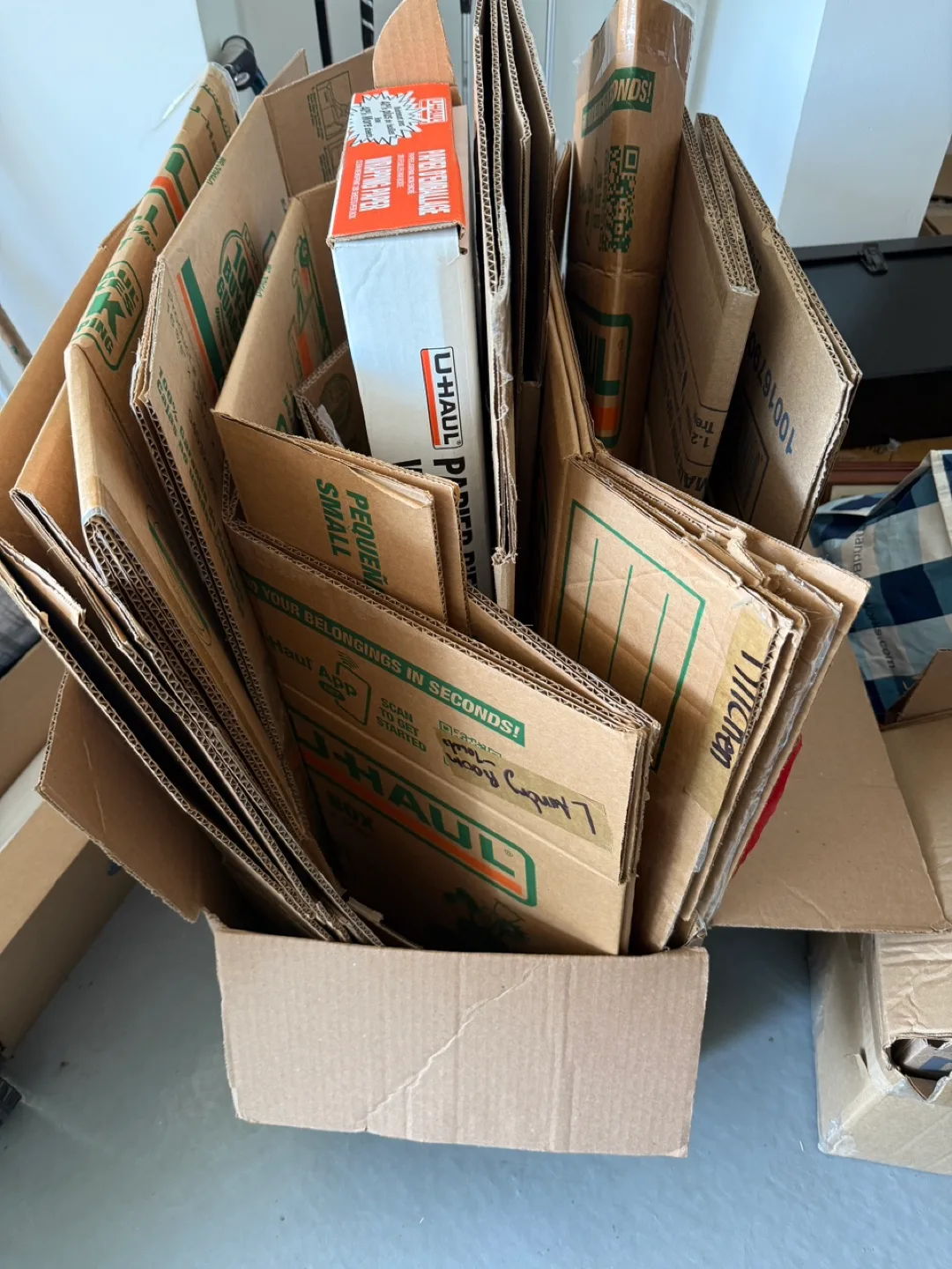 #freecycle Bundle of Used Moving Boxes thumbnail