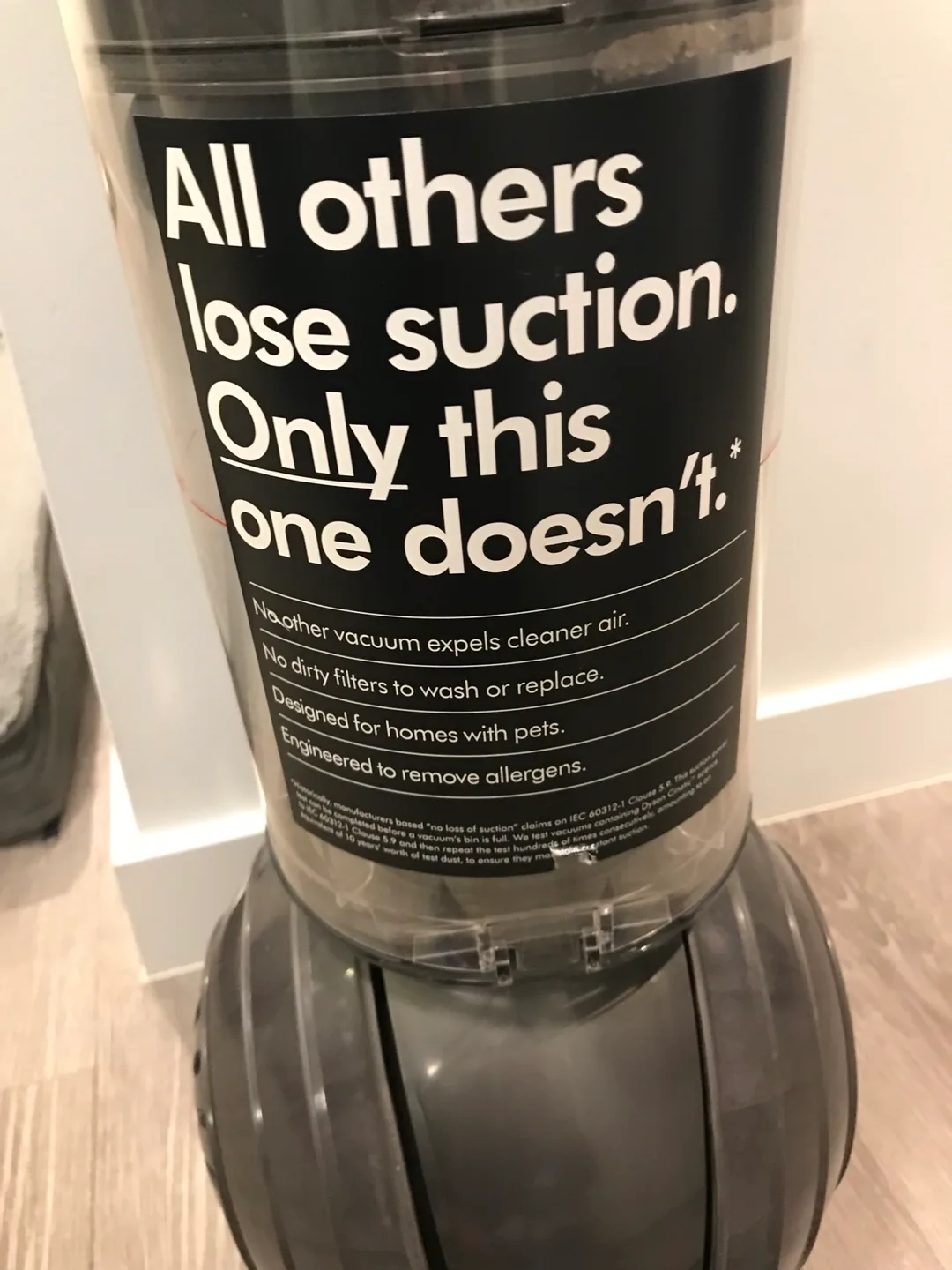 Dyson Ball Animal + Allergy Upright Vacuum Cleaner image indicator(2)