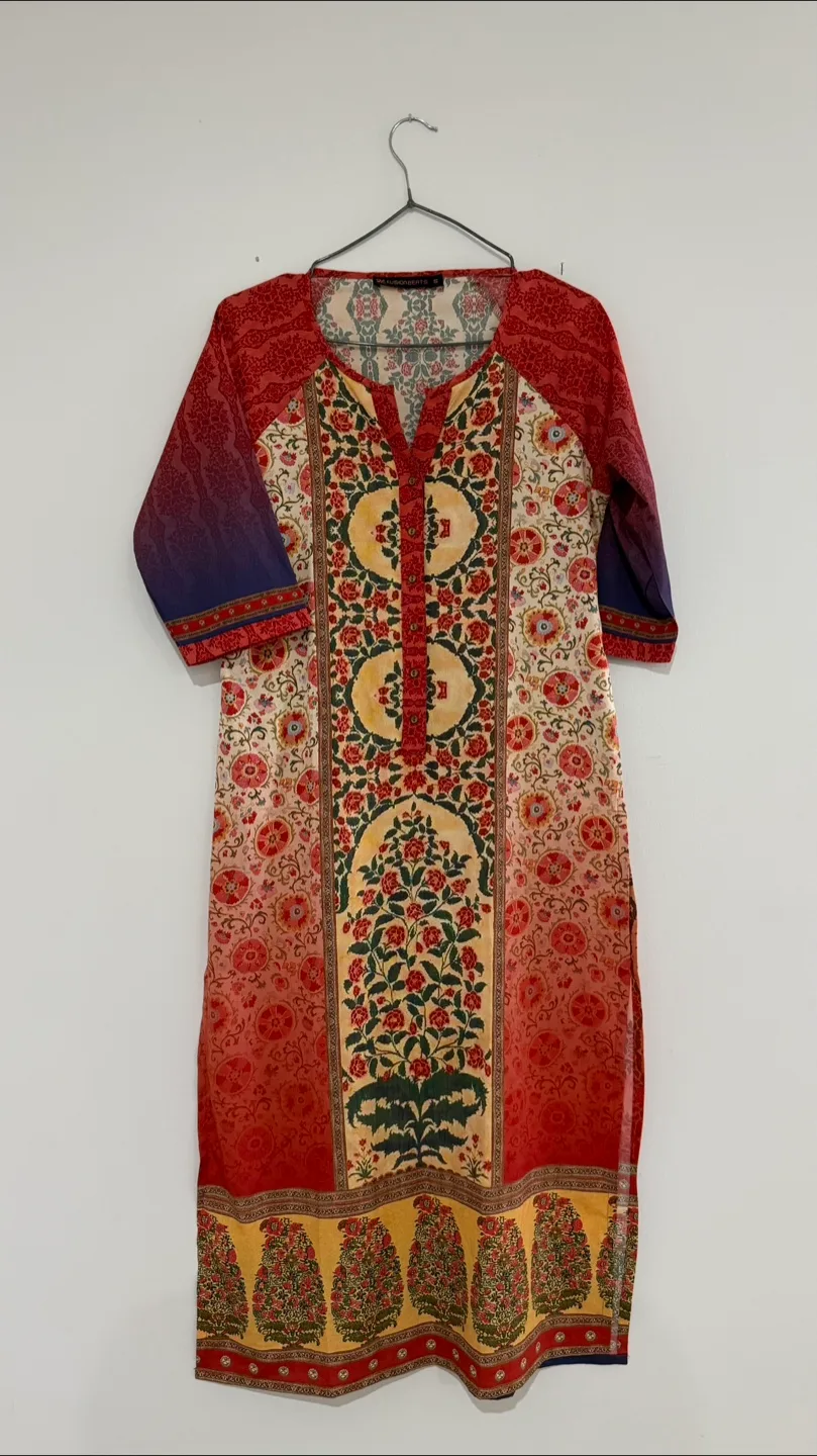 Women's Kurti, Size S thumbnail