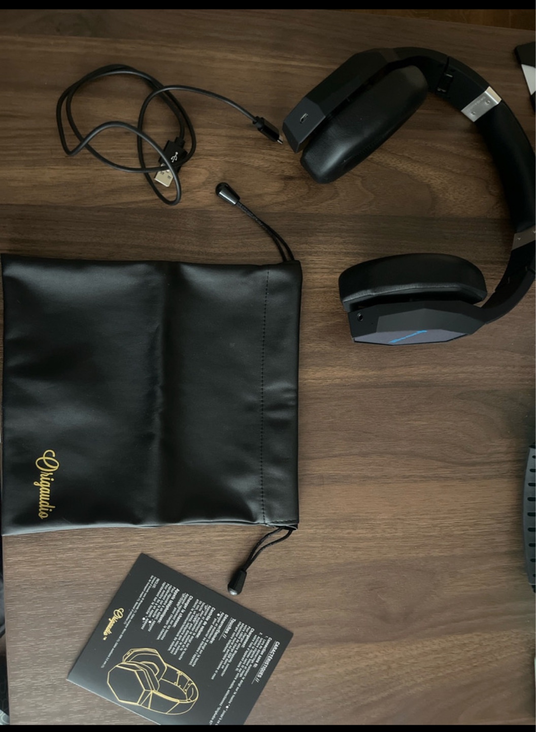 Wrapsody Wireless Headphones - Sound of the Future