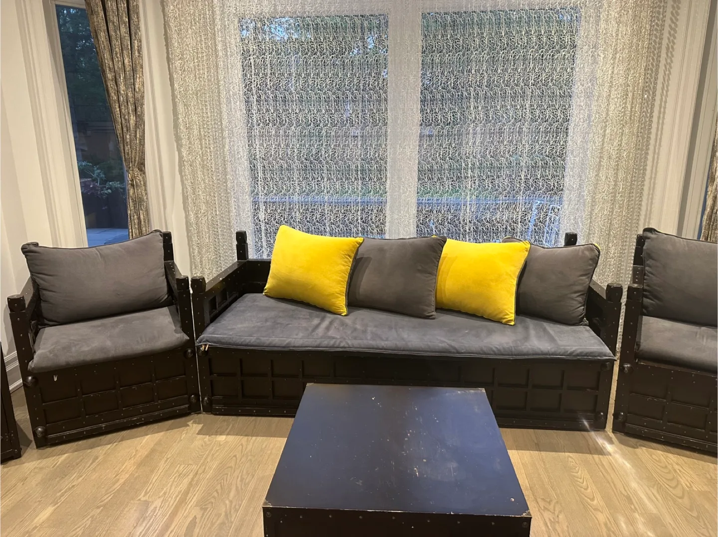 Unique Dark Wood Living Room Set with Storage image indicator(2)