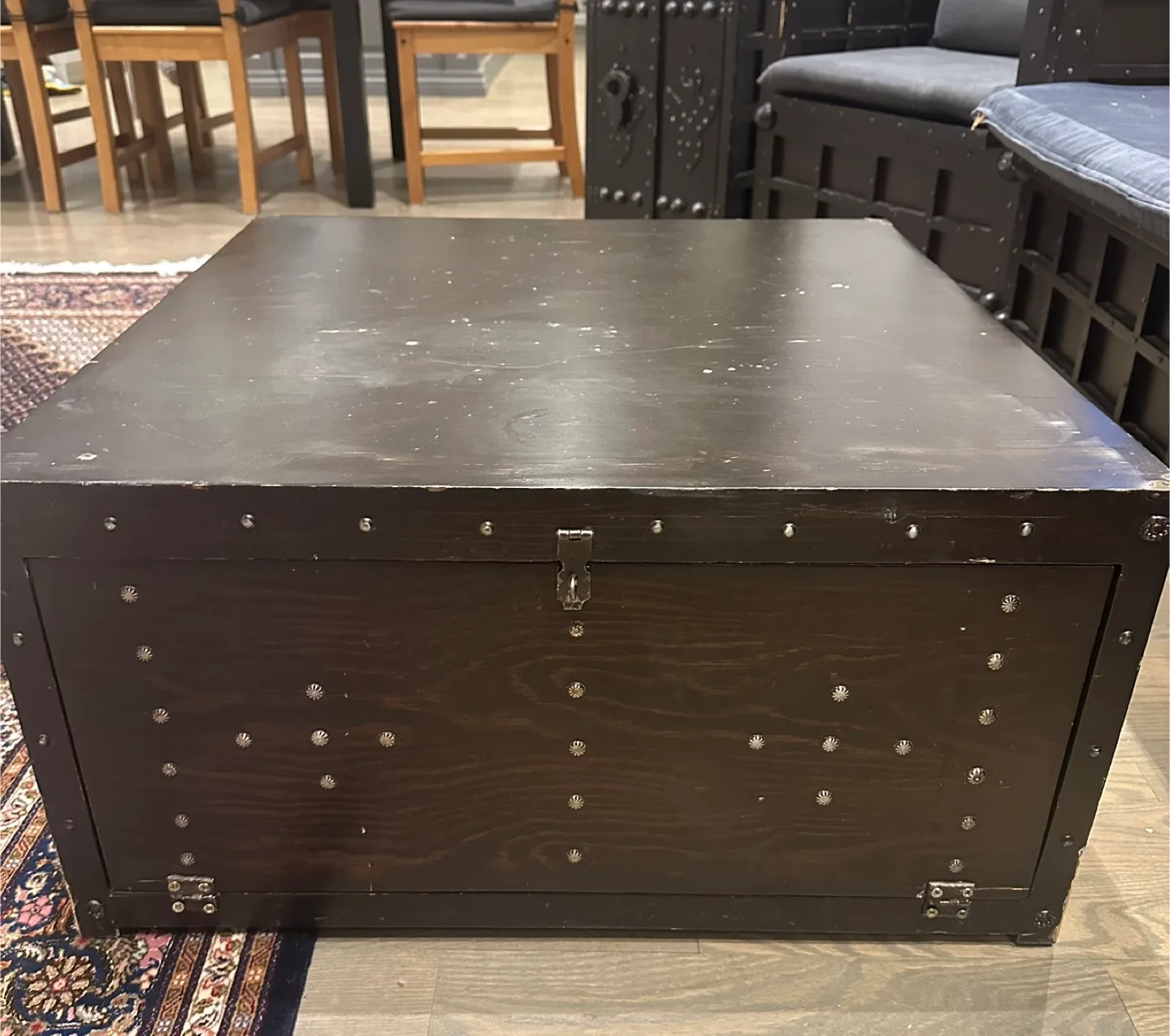 Unique Dark Wood Living Room Set with Storage image indicator(5)