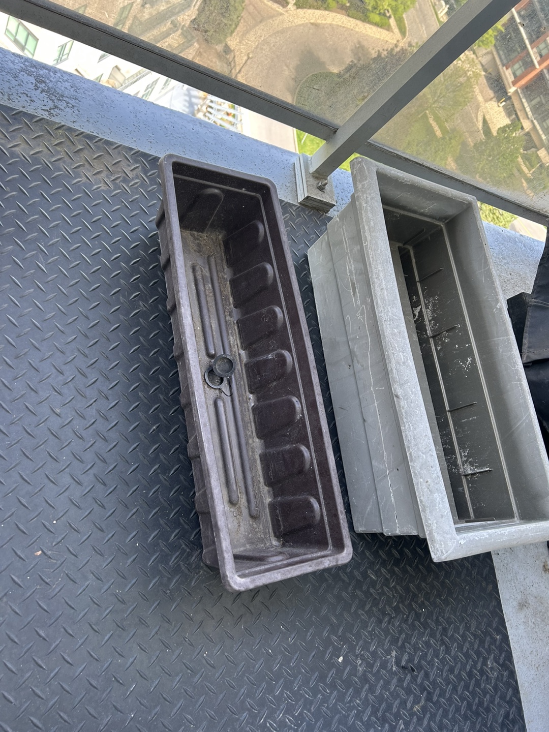Two Plastic Planters for Balcony Gardening - photo 2