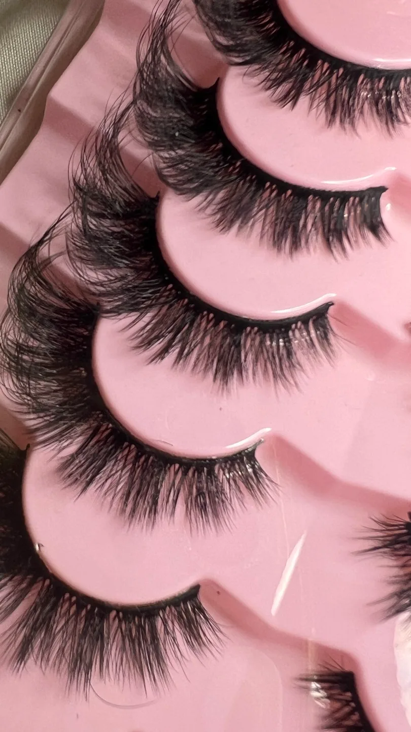 fake eyelashes pack image indicator(3)