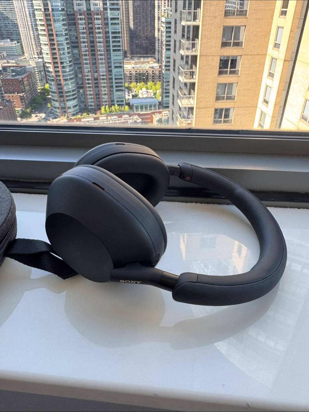 Sony WH-1000XM5 headphones for Sale(Excellent condition) - photo 2