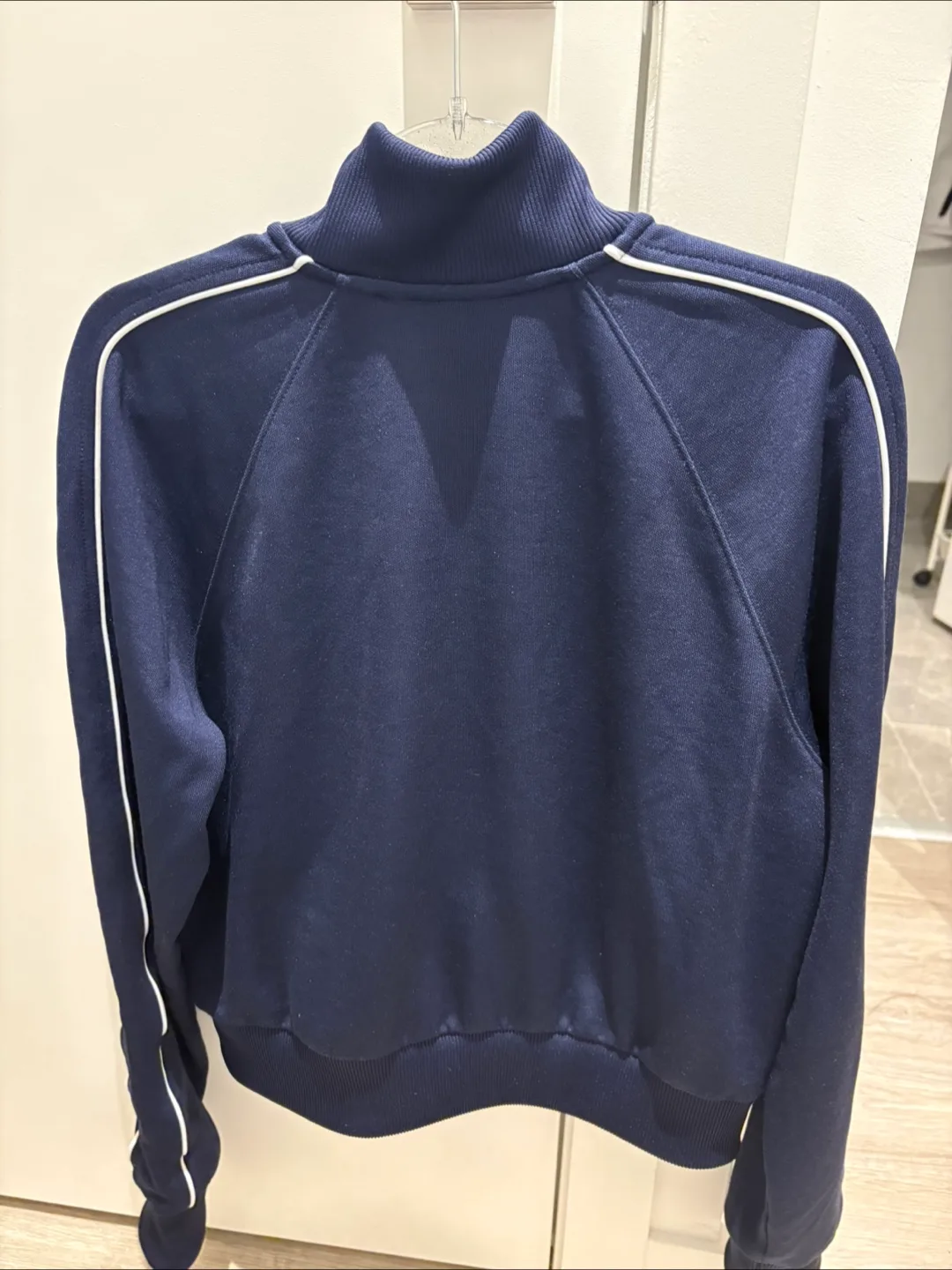 Lacoste Women's Zip-Up Sweatshirt navy colour image indicator(3)