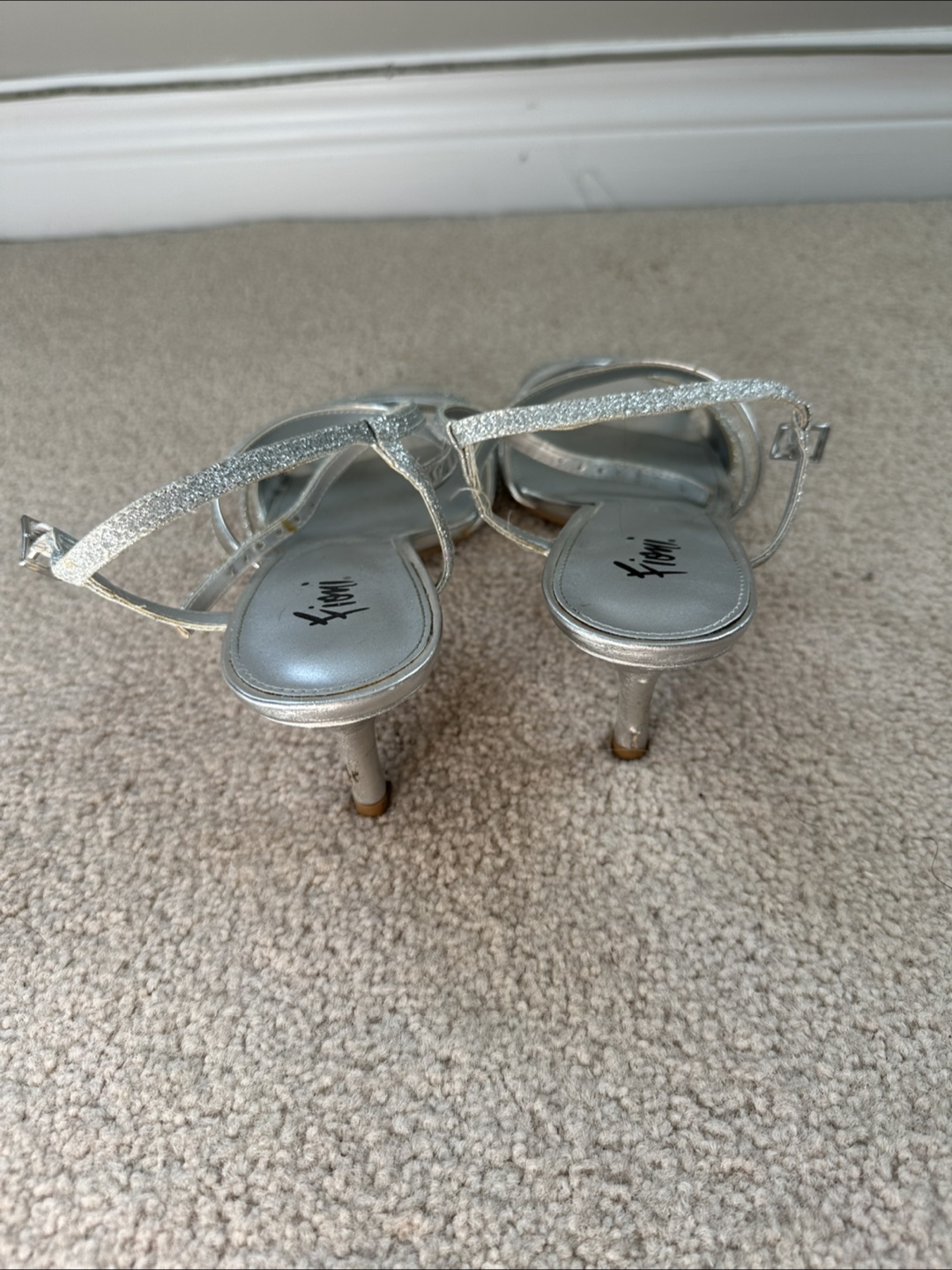 Silver Strappy Fioni Heels - Size 8W - photo 4