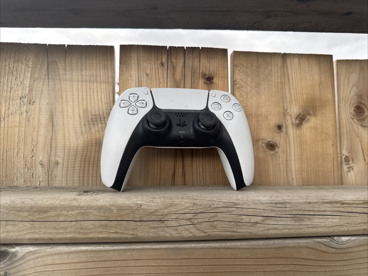 PS5 DualSense Wireless Controller - White