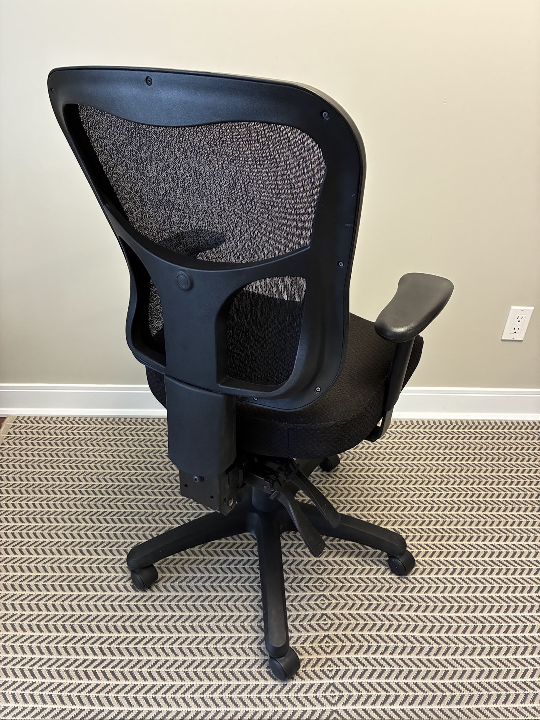 Tempur-Pedic Ergonomic Office Chair – Memory Foam Comfort - photo 3