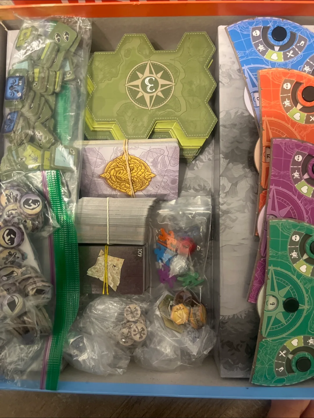 Discover: Lands Unknown Board Game image indicator(5)