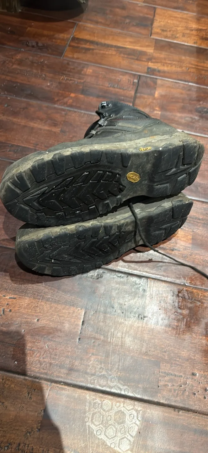 Men's Kodiak safety shoes waterproof 11 size image indicator(2)