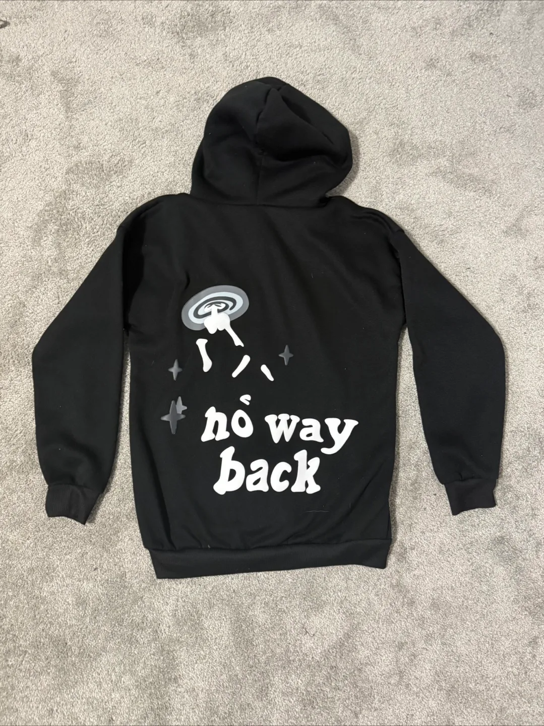 Broken planet hoodie image indicator(2)