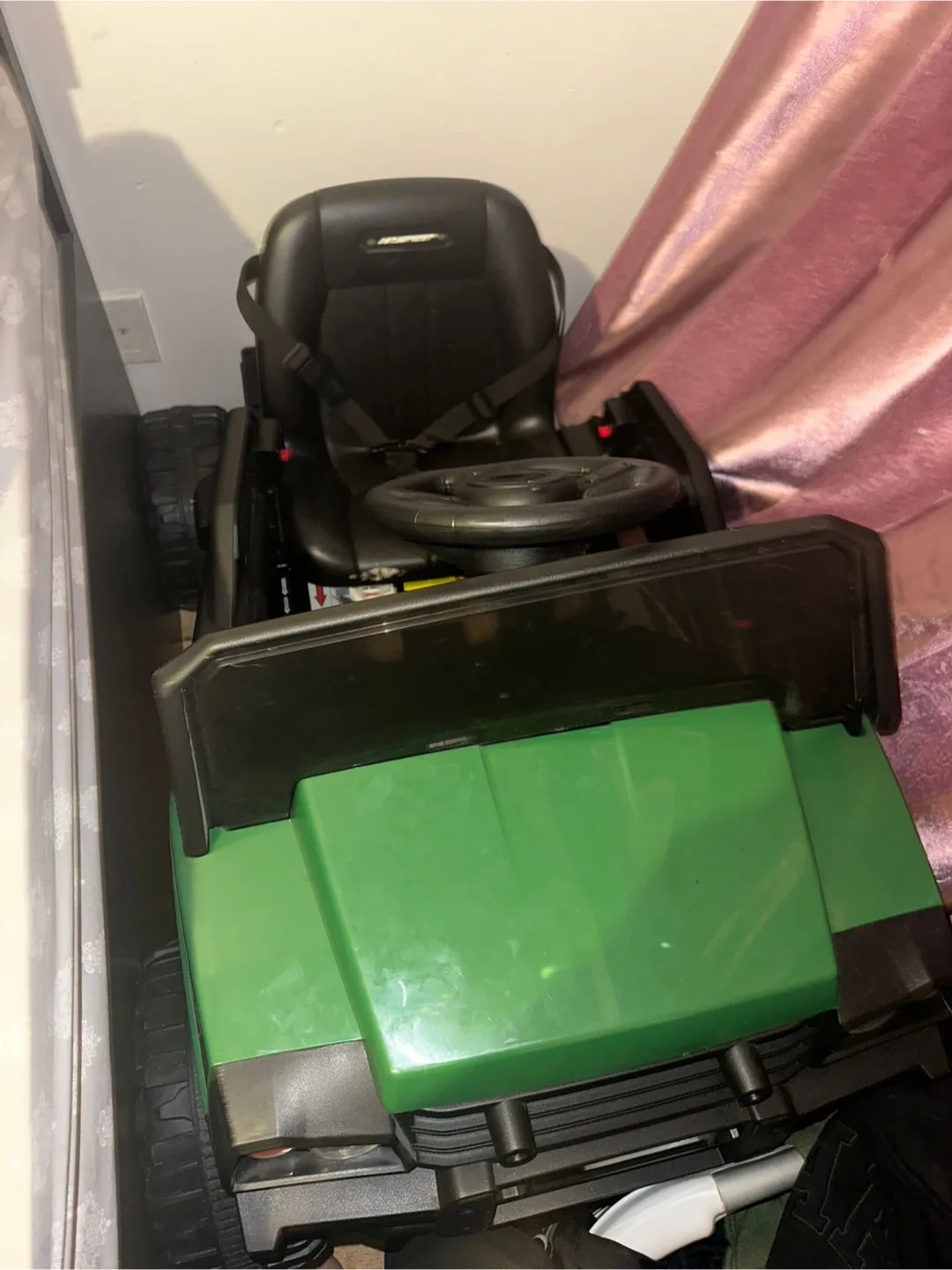 Kids Ride-on Toy Car, Green thumbnail