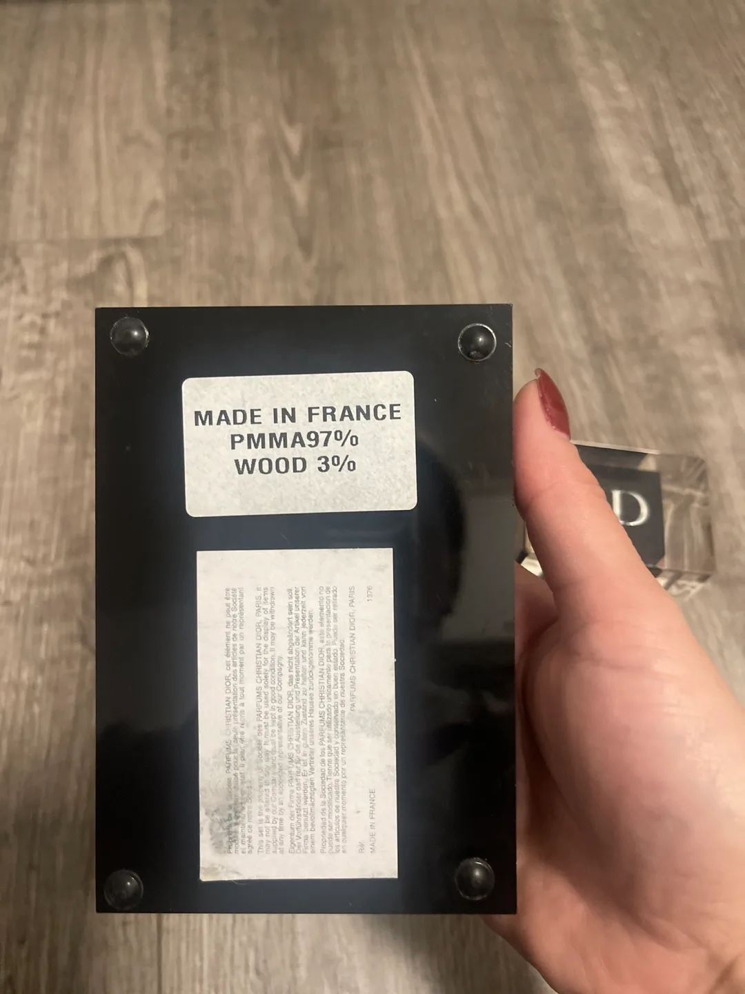 Dior Homme Parfum Display Stand with 100ml Bottle image indicator(2)