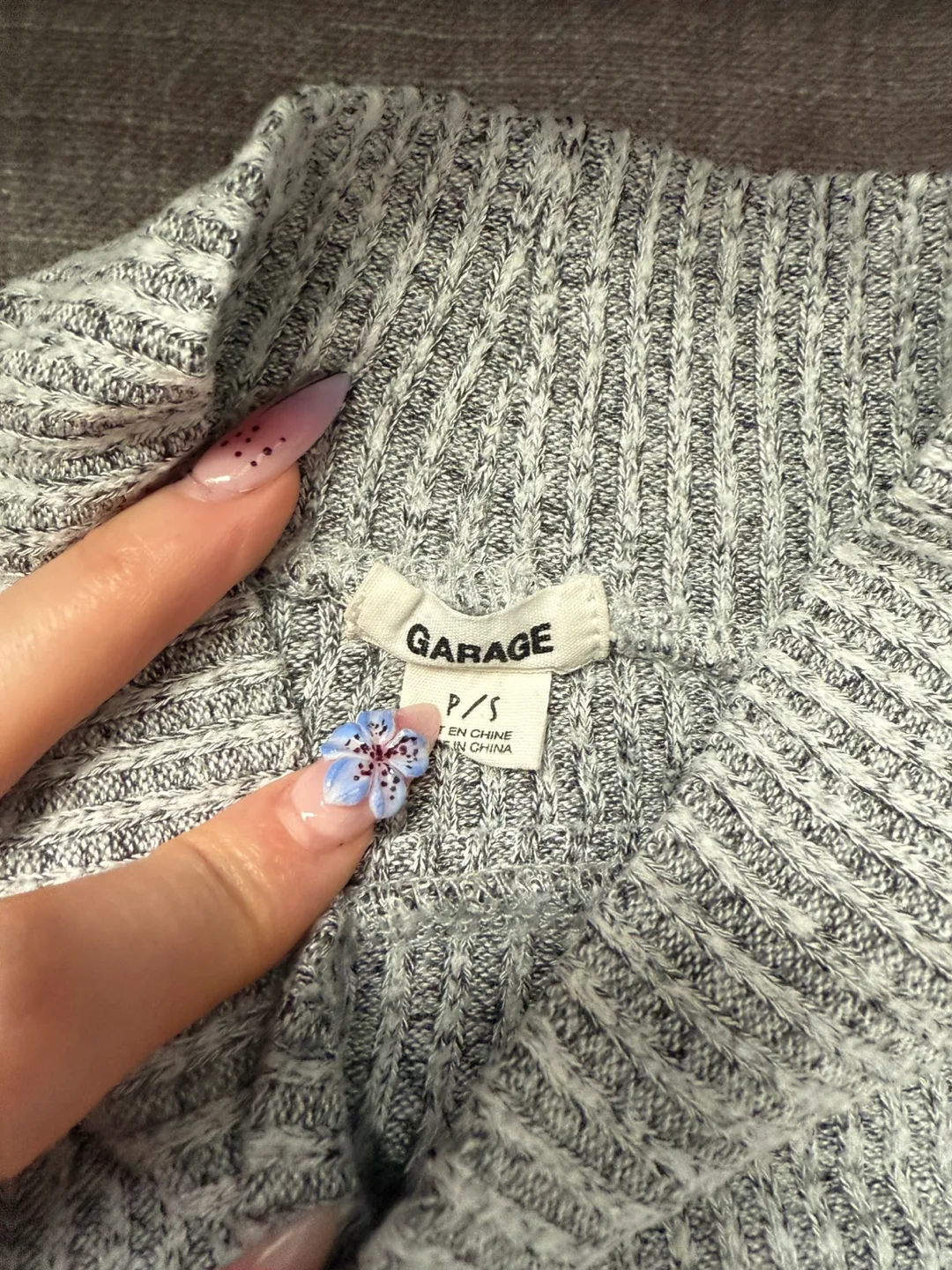 Garage Mock Neck #freecycle image indicator(2)