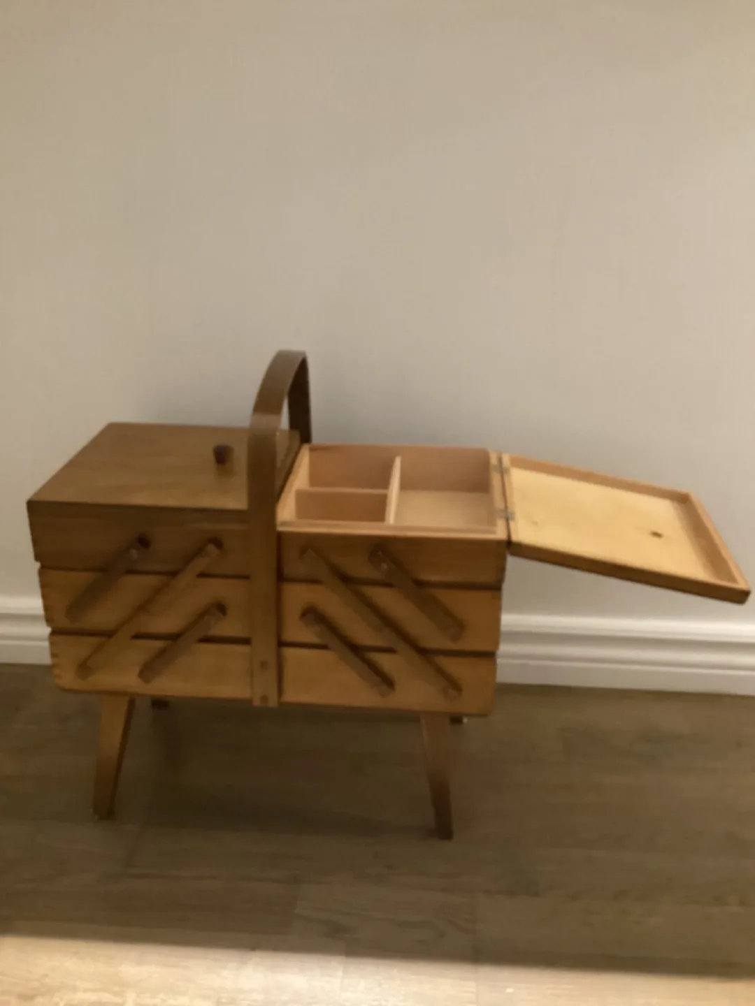 Vintage Wooden  Polish Accordion Sewing Box image indicator(2)