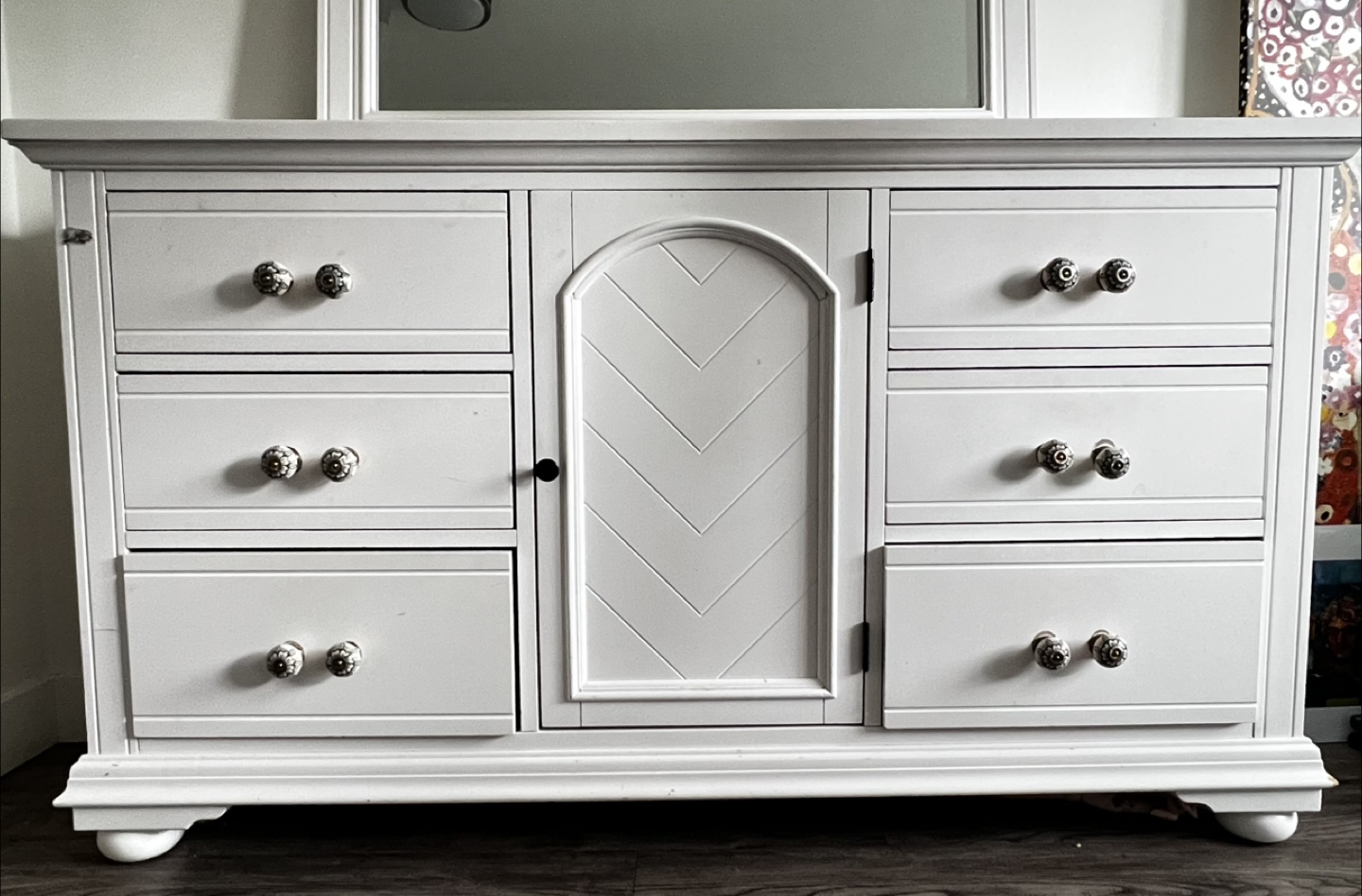 Ella 5-Piece Bedroom Set - White Dresser, Mirror & Panel Bed - photo 3
