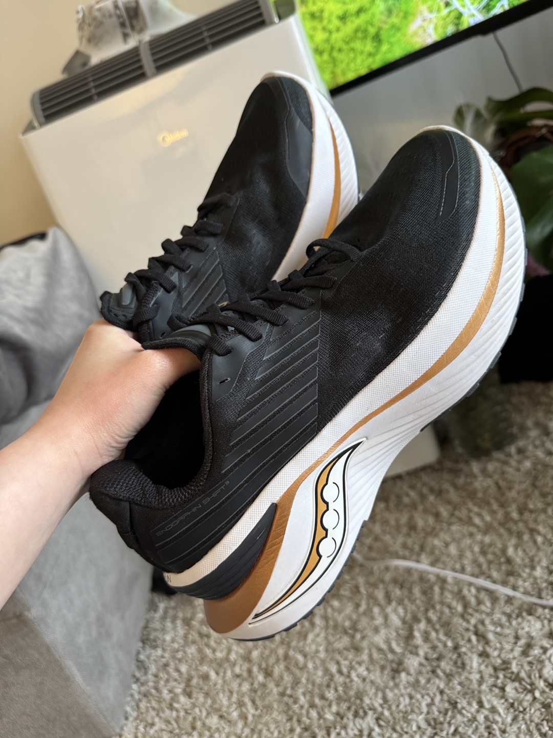 Saucony Endorphin Shift 3 Shoes - photo 2