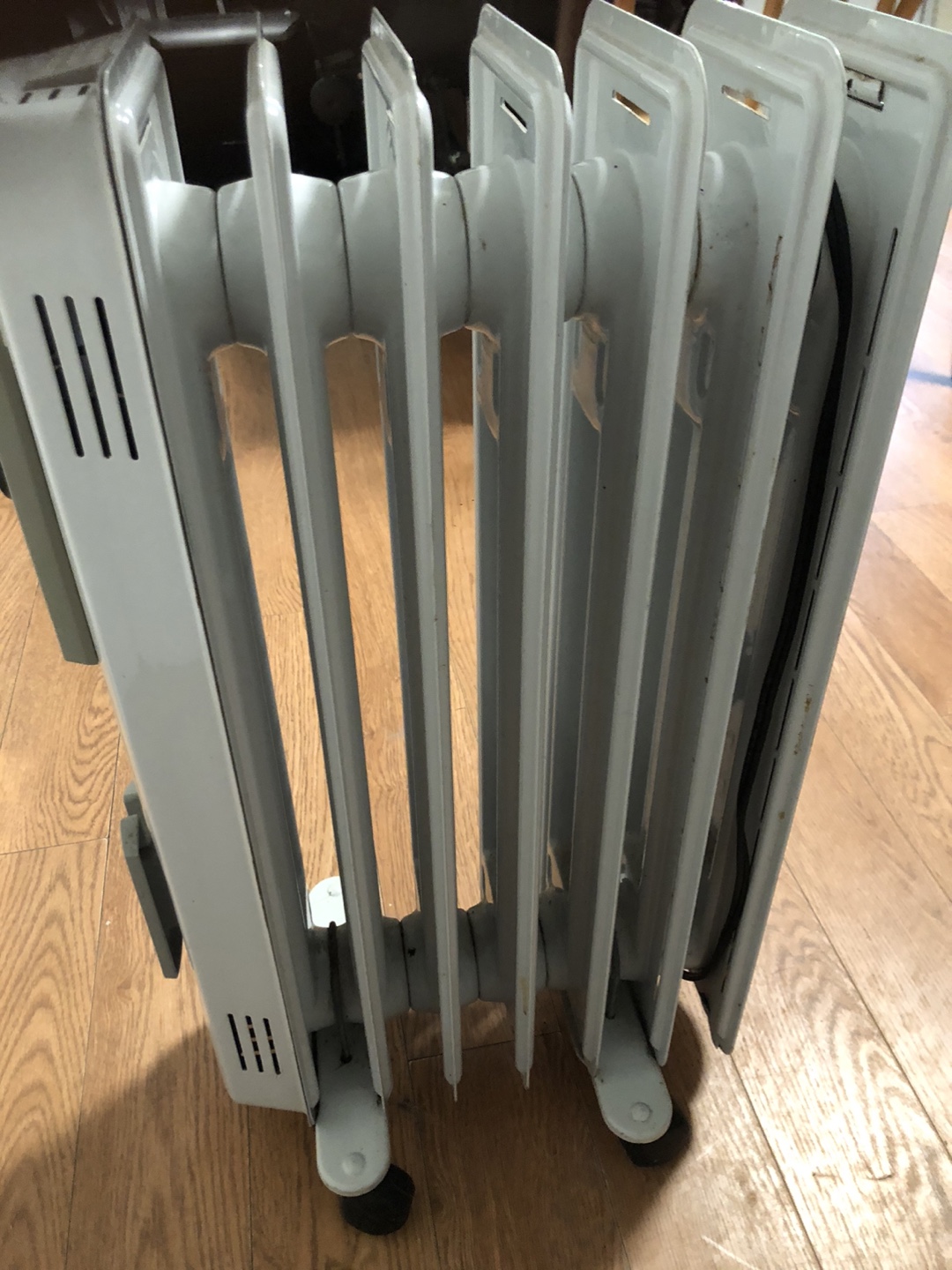 Honeywell Oil Filled Radiator Heater - photo 3