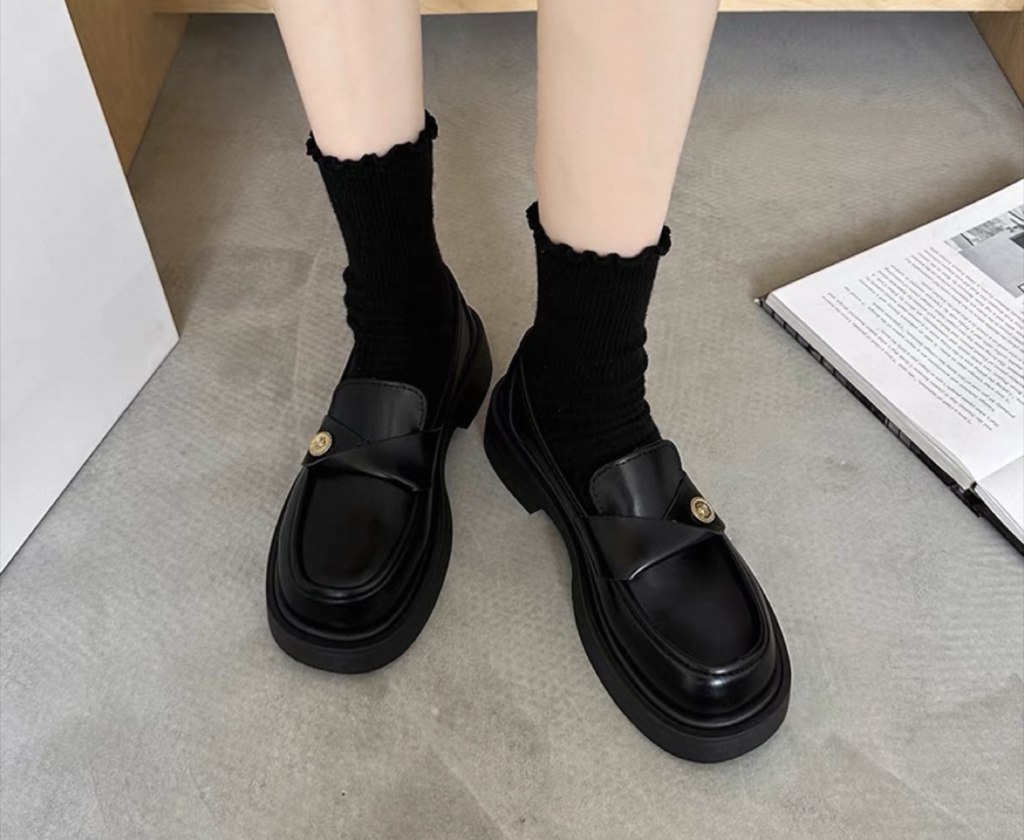 Women Vintage style casual shoes