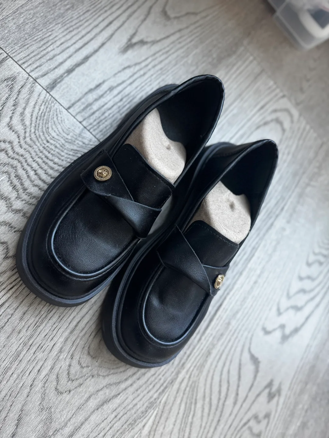 Women Vintage style casual shoes image indicator(2)