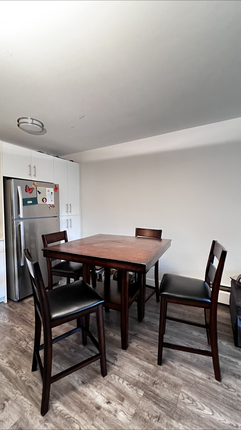 Square Dining Table Set with 4 Chairs