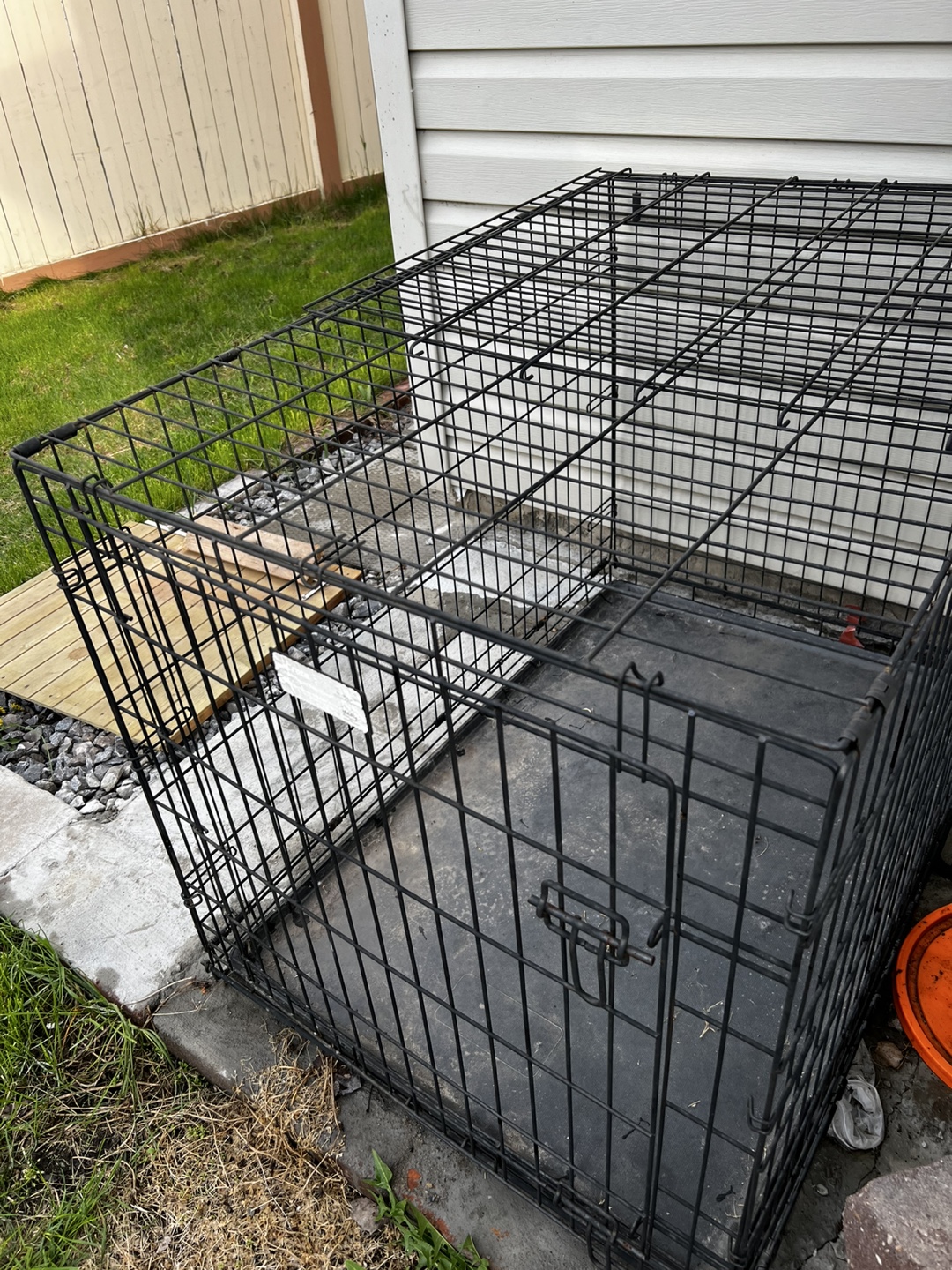 Large Black Metal Dog Crate
