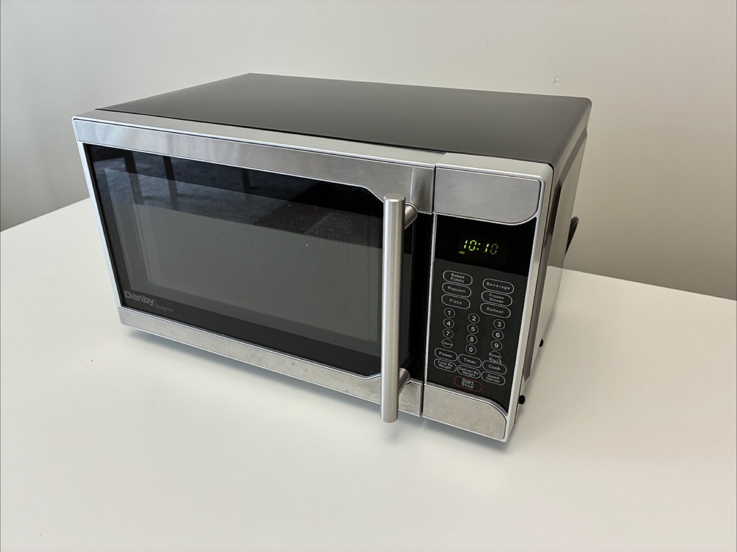 Danby 0.7 cu. ft. Microwave