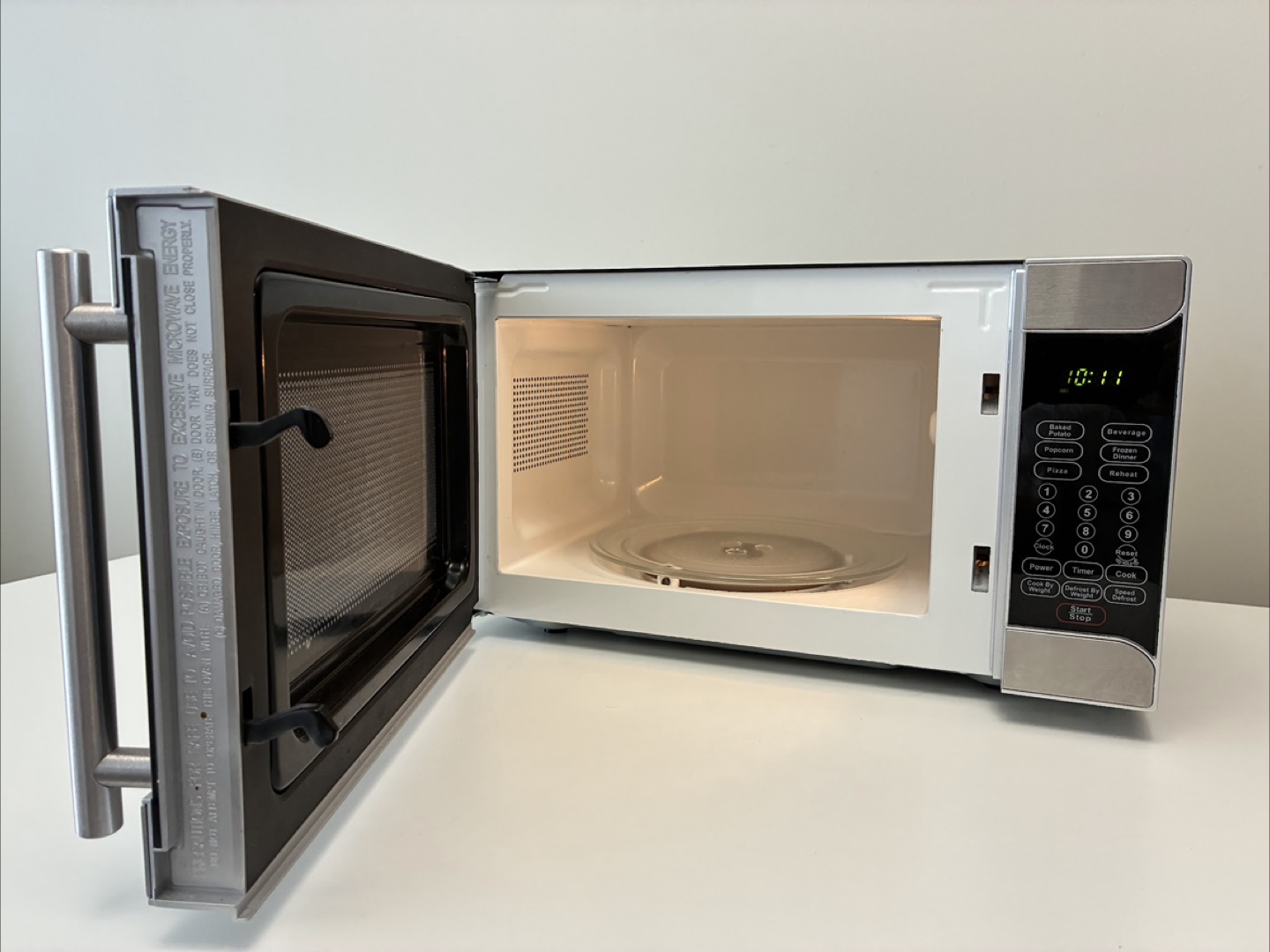 Danby 0.7 cu. ft. Microwave - photo 3