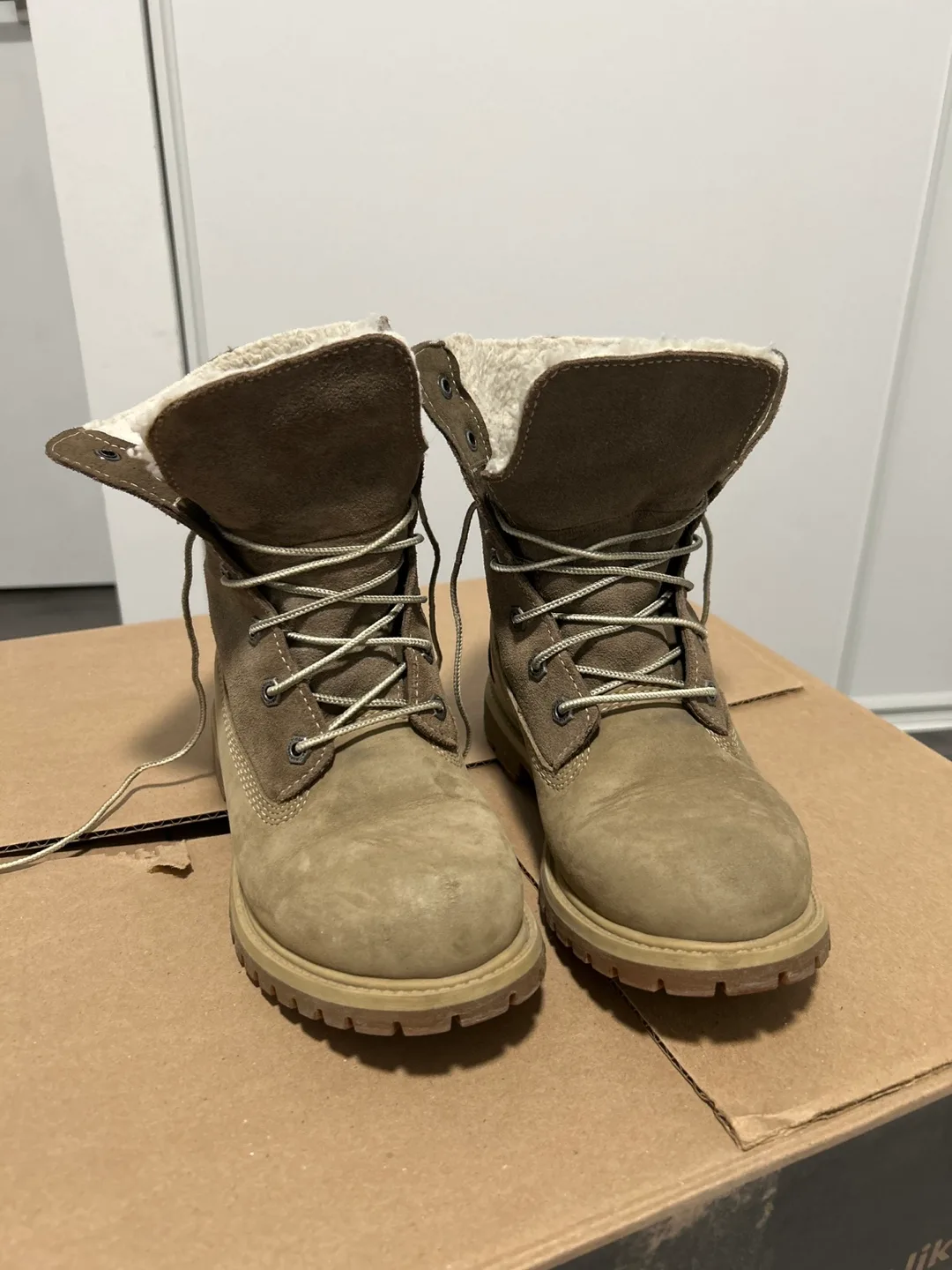 Women's Timberland Boots - Size 7 - Waterproof thumbnail