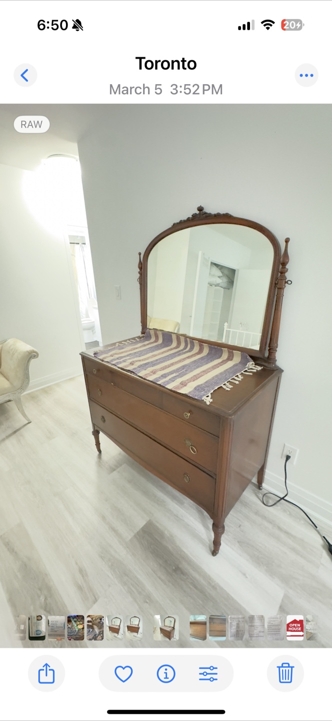 Antique Vanity / drawer with Mirror - photo 3