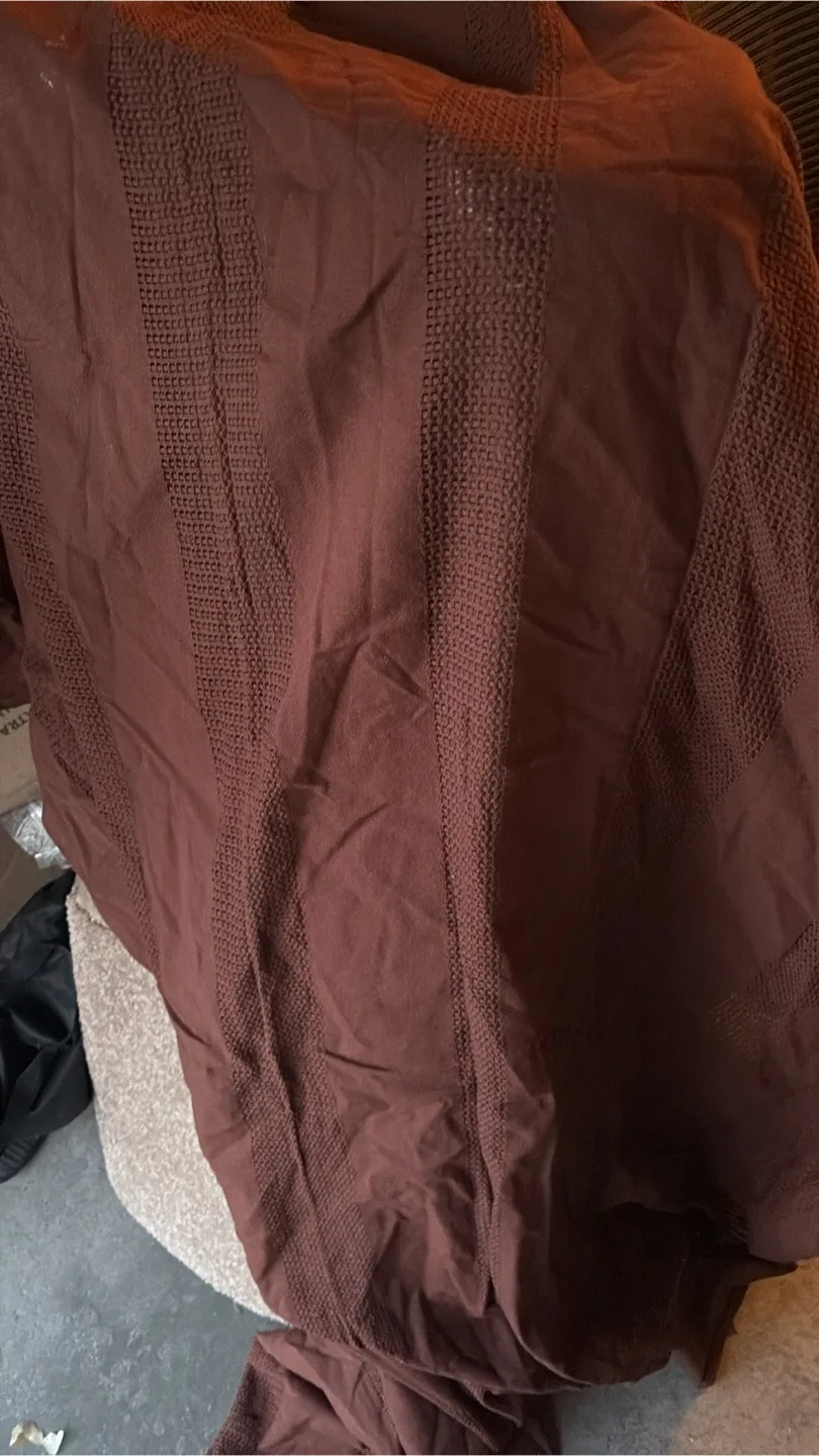 Brown & Burgundy Curtains - Set of 2 image indicator(4)