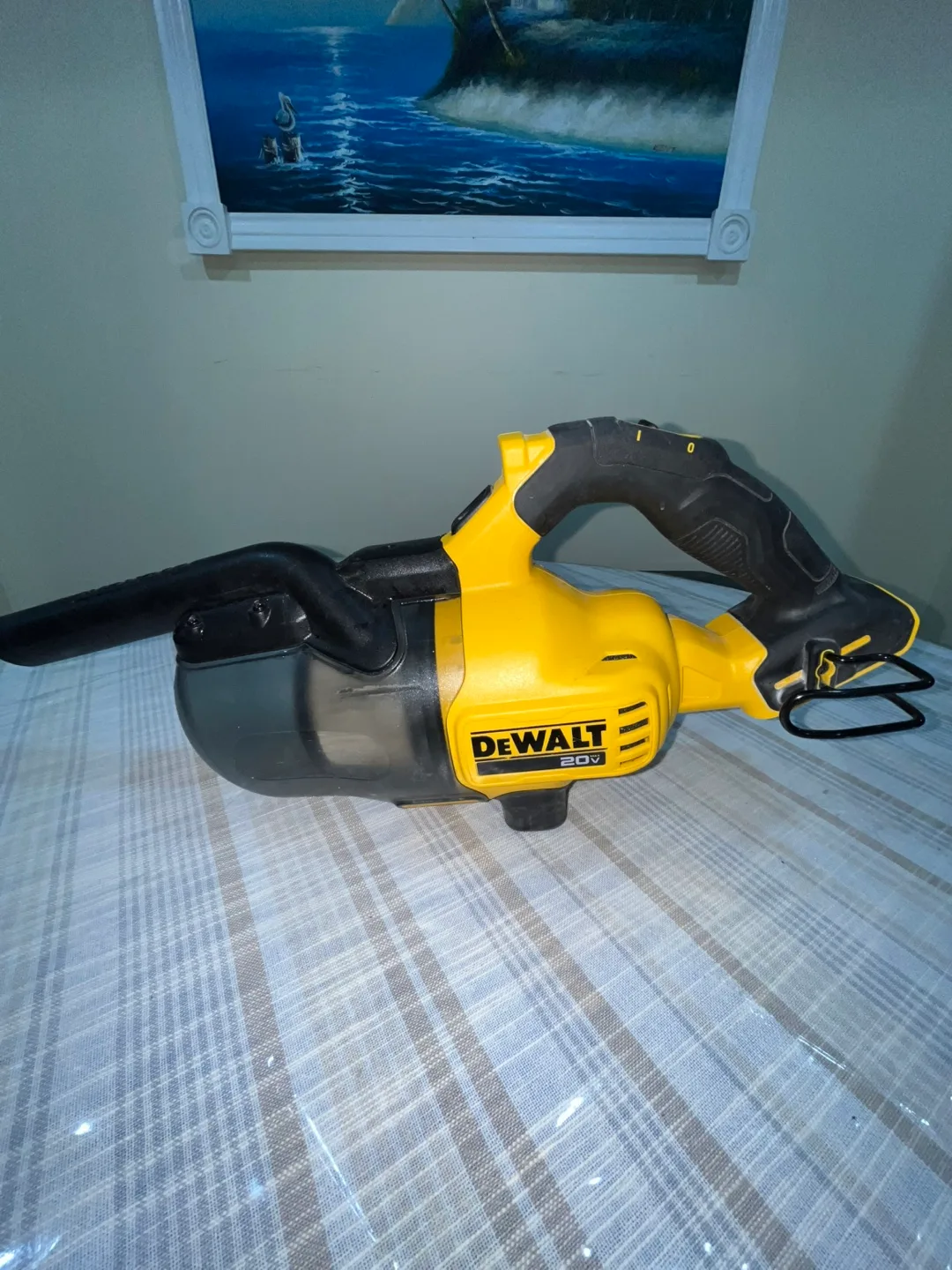 DeWalt Vacuum thumbnail