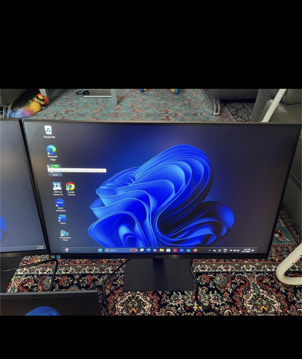 Samsung monitor 2022