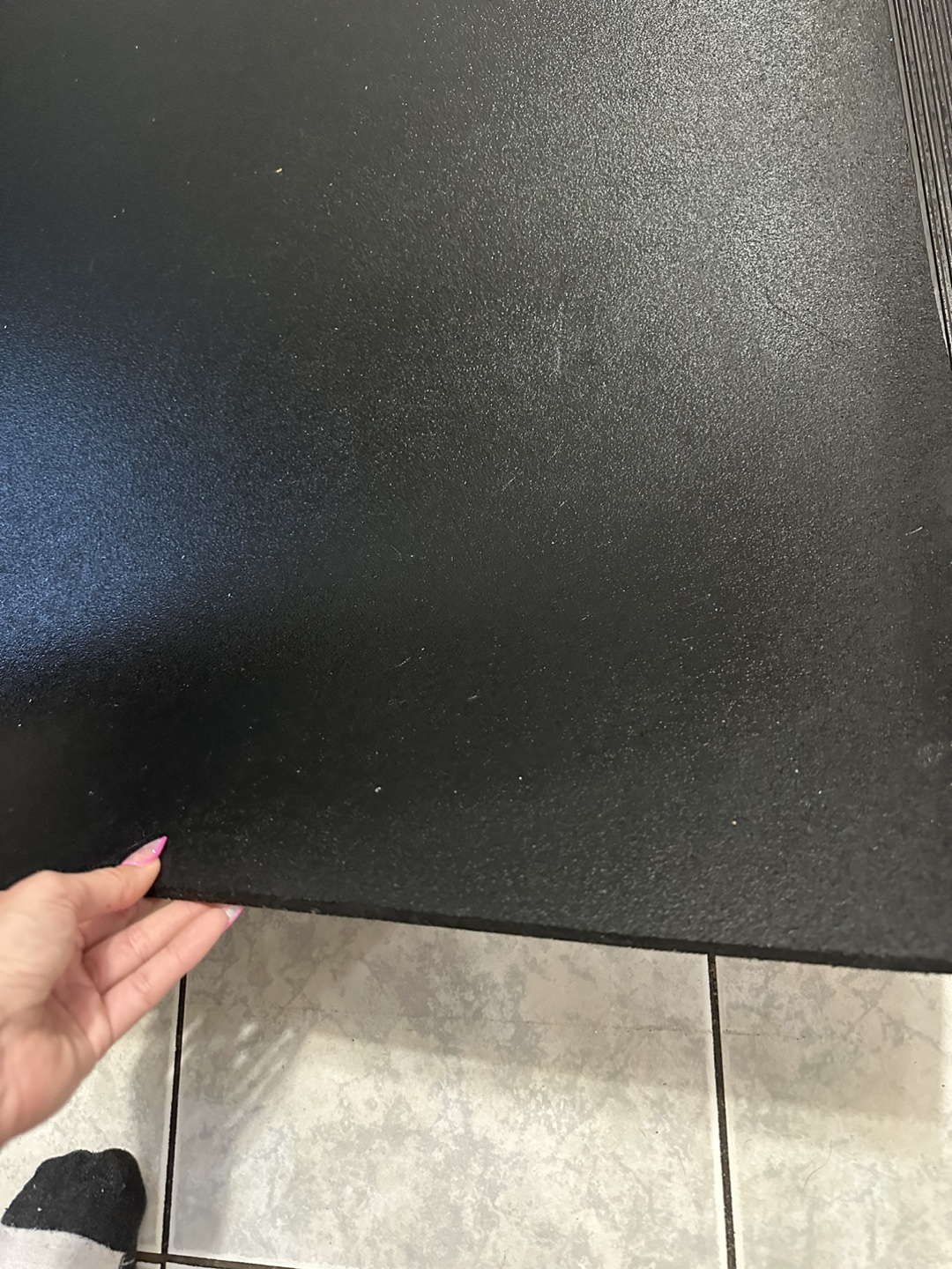 Rubber floor covering quarter inch thick 4 x 6
