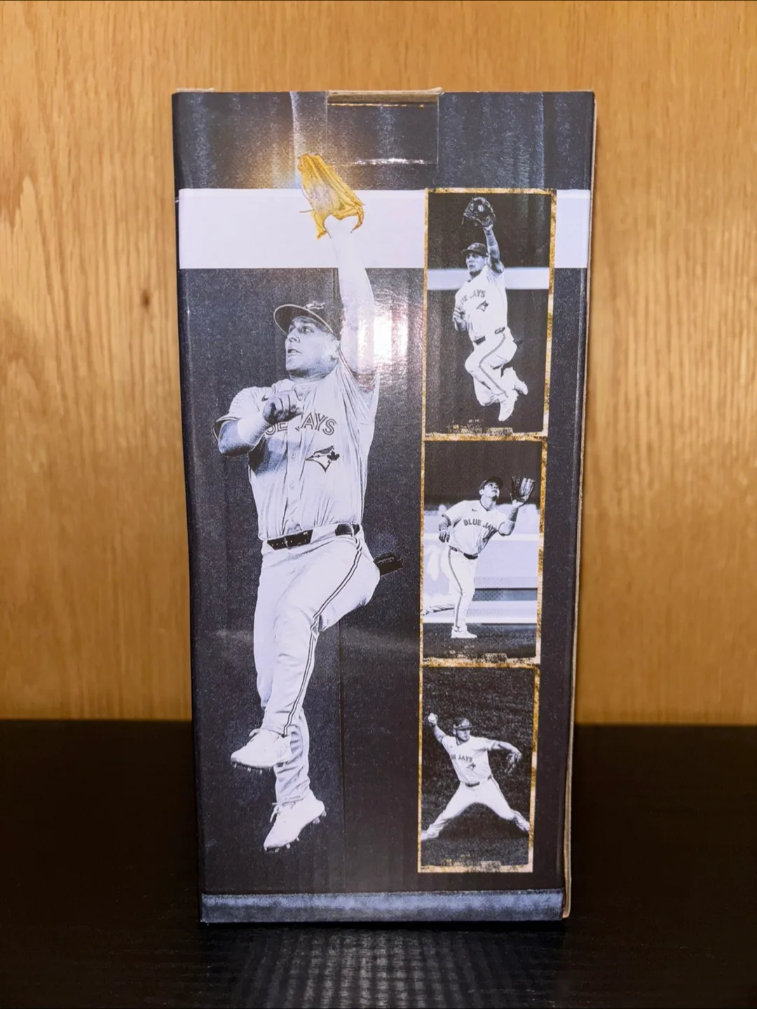 Daulton Varsho Gold Glove Bobblehead Toronto Blue Jays MLB 2025 image indicator(4)