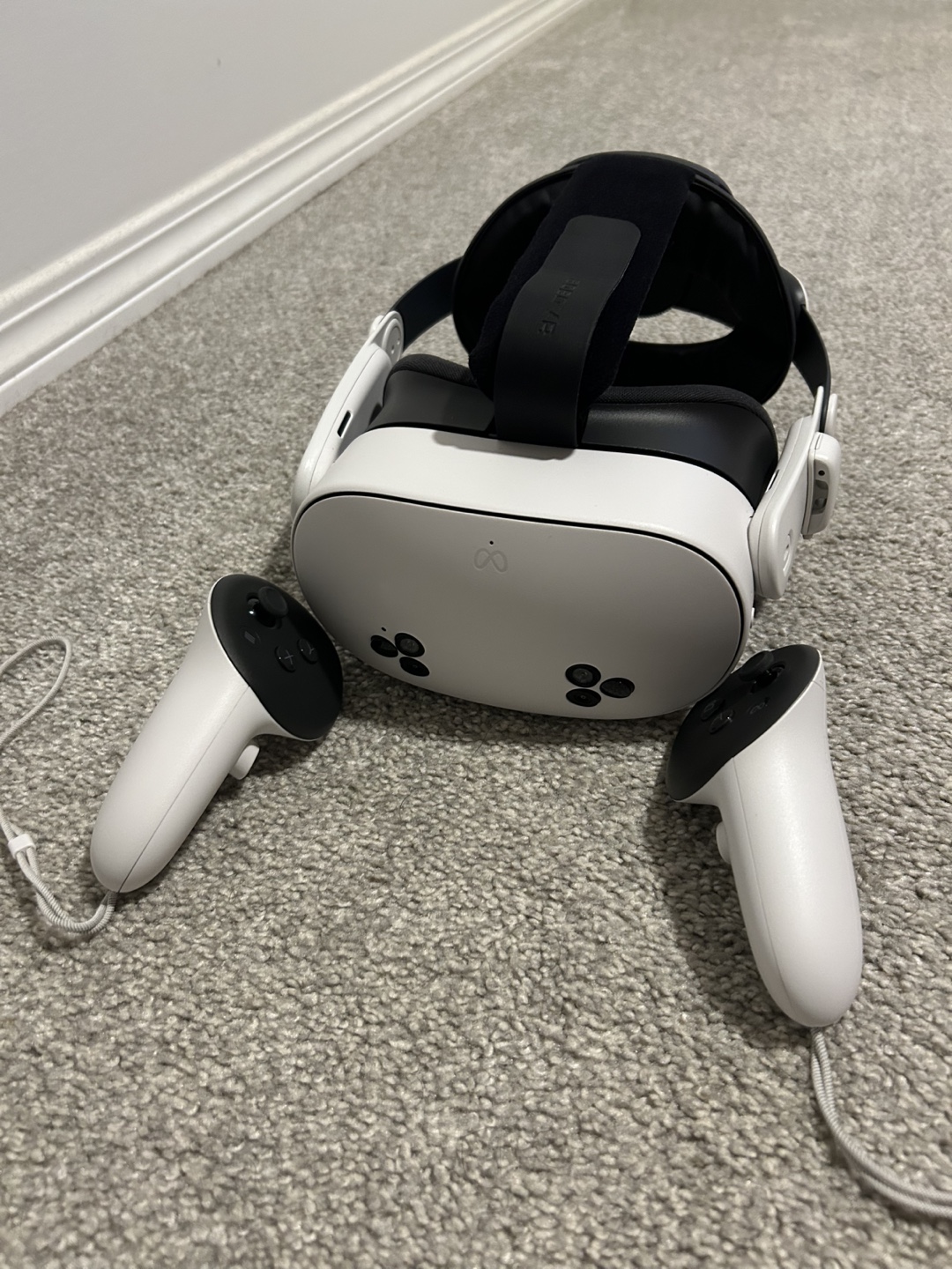 Brand New Meta Quest 3S VR Bundle - photo 2