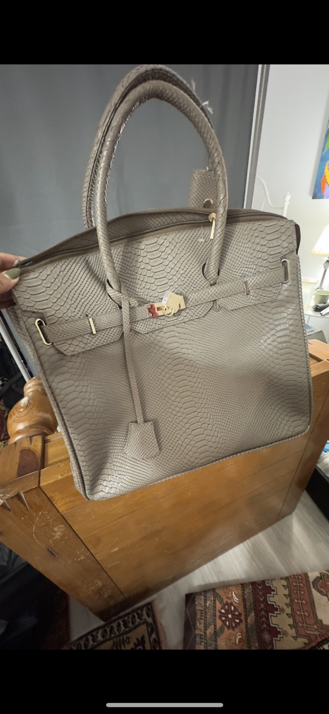 Rolling Handbag -carry on- Snakeskin Print