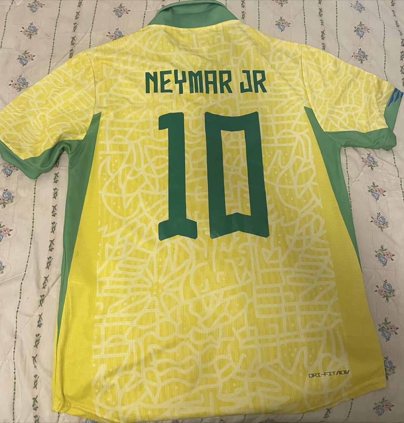Brazil Neymar Jr #10 2022-23 Away Jersey