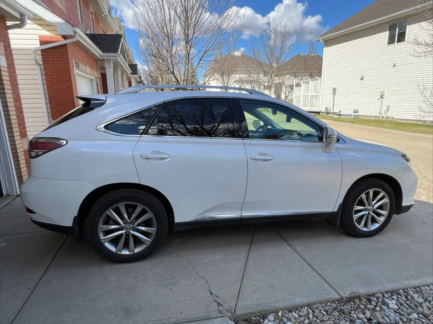 2015 Lexus RX 350 - White SUV Sport design image indicator(2)