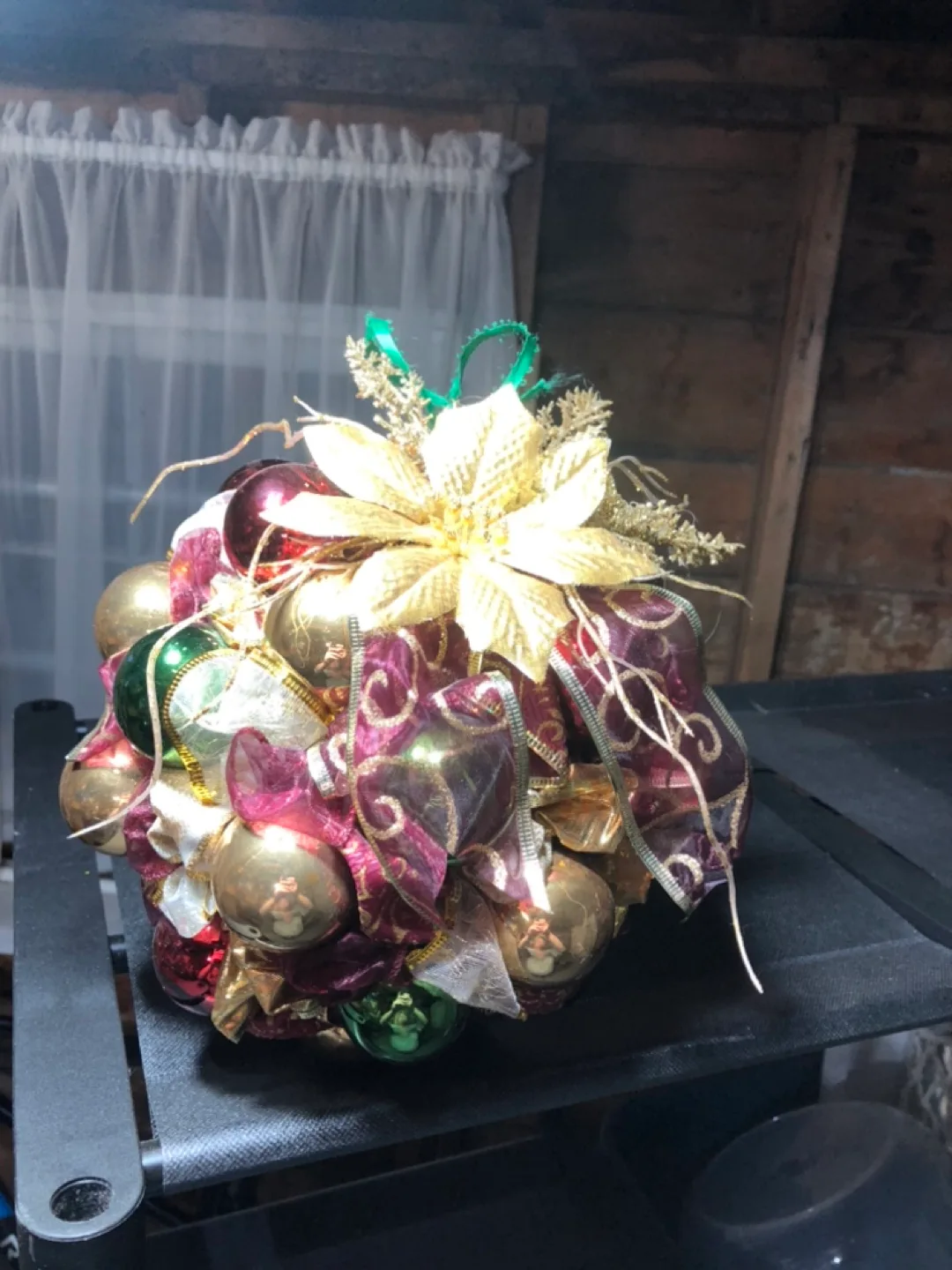 Christmas Ornament Ball Decoration thumbnail